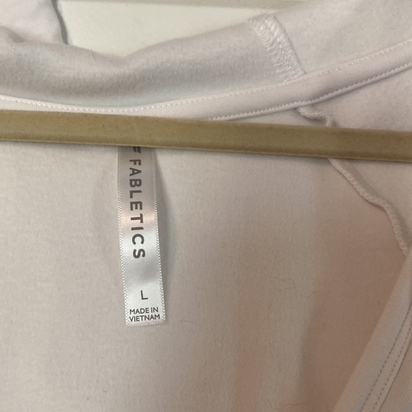Fabletics Pullover - Picture 2 of 4